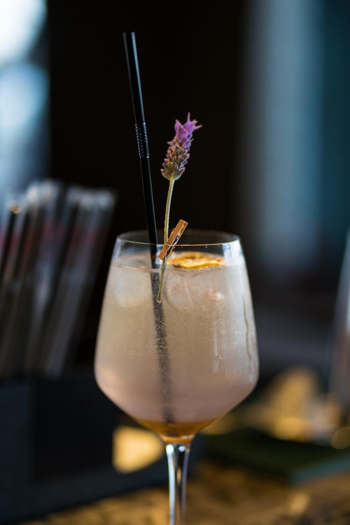 Monchique Resort & Spa Eksteriør billede A lavender lemonade
